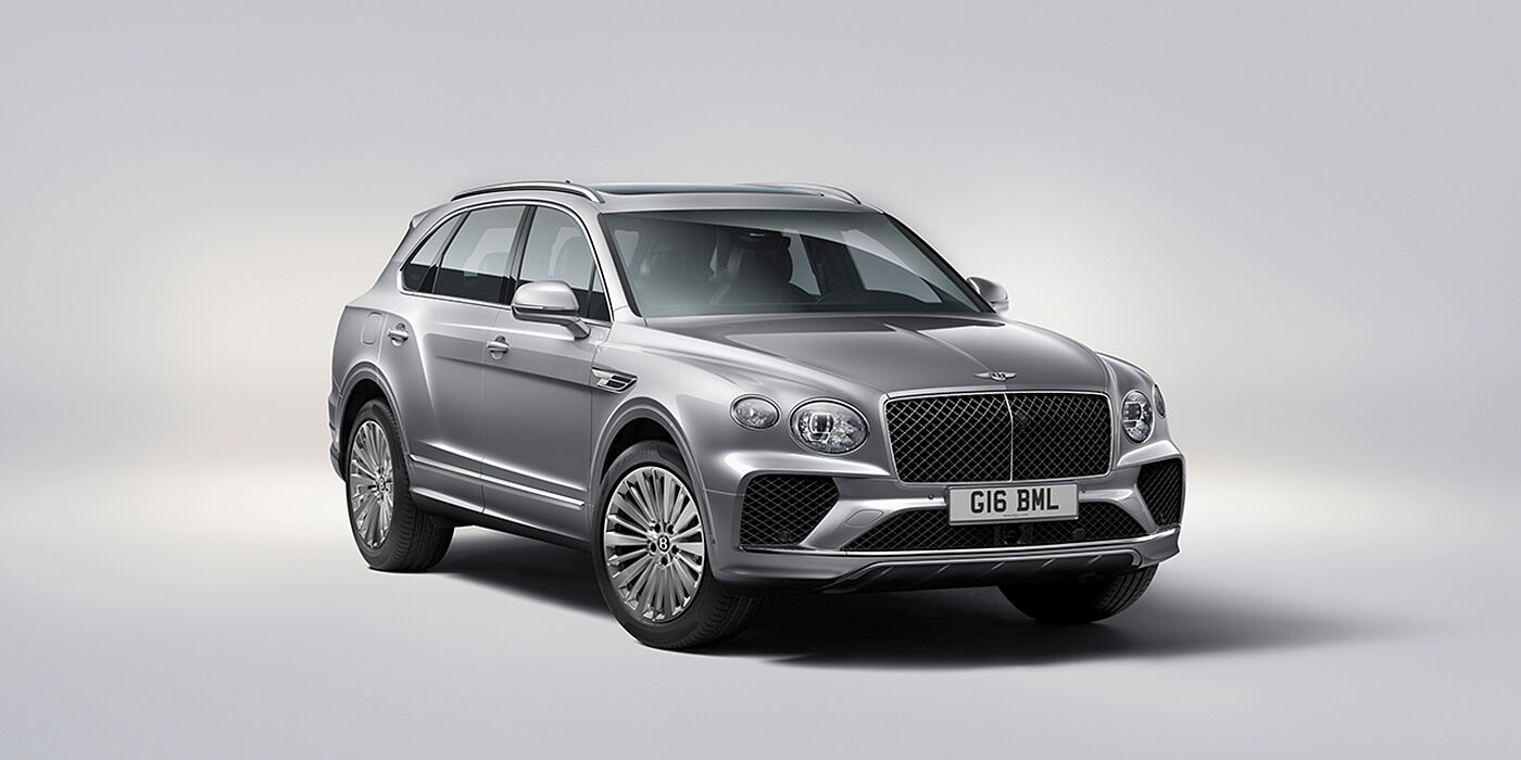 Bentley Perth Bentley Bentayga luxury SUV front three quarter view in Moonbeam paint with matrix grille and 21″ 5 spoke painted wheels